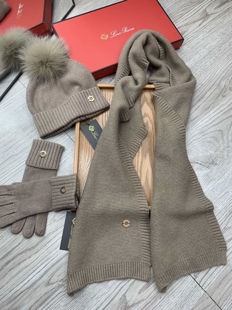 Love Piana Caps Scarfs